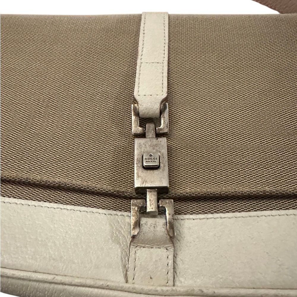 Gucci Tan and Cream Jackie Shoulder Bag with piston lock - Picture 7 of 15
